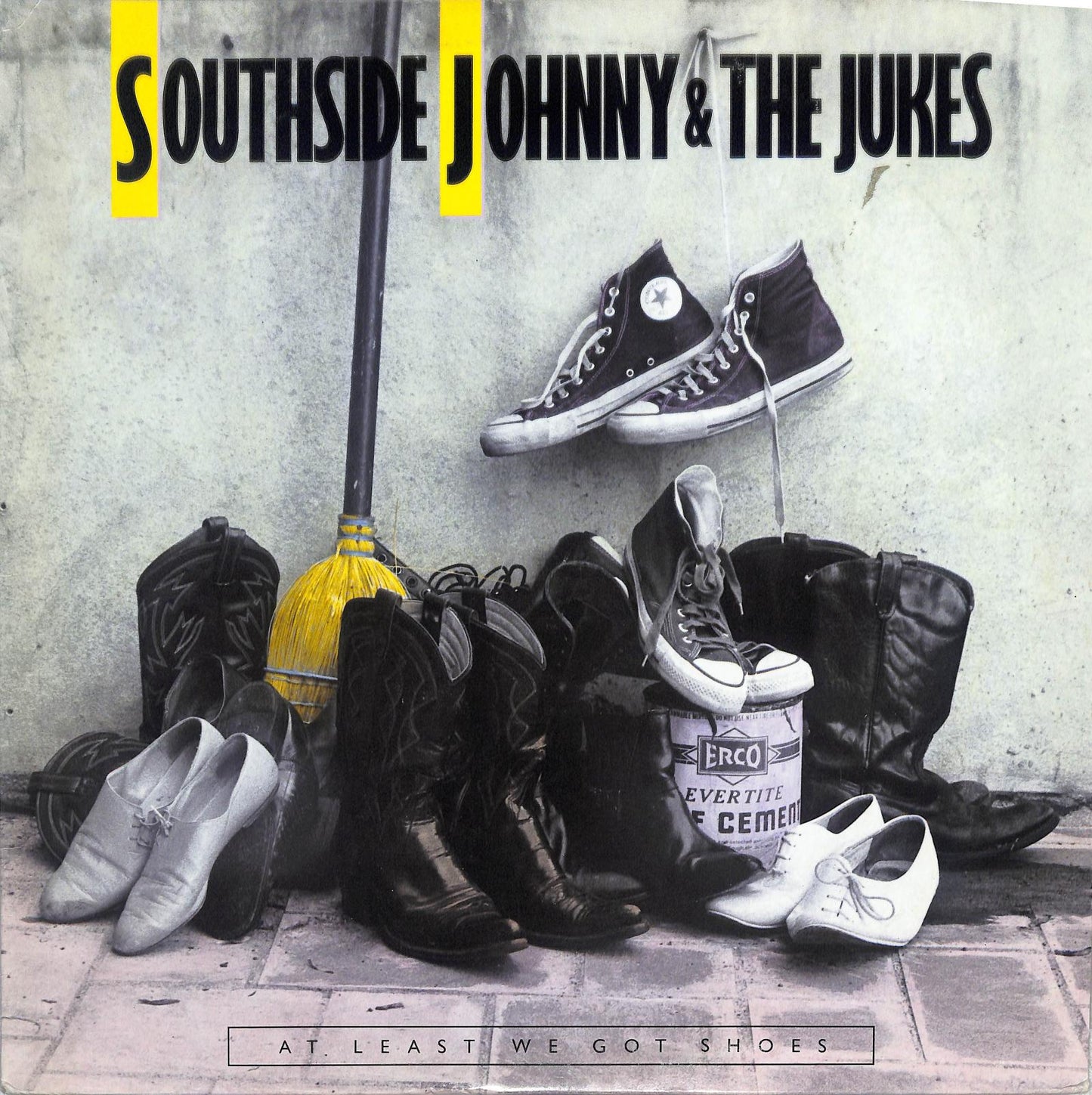 SOUTHSIDE JOHNNY AND THE JUKES - At Least We Got Shoes
