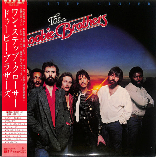 THE DOOBIE BROTHERS - One Step Closer